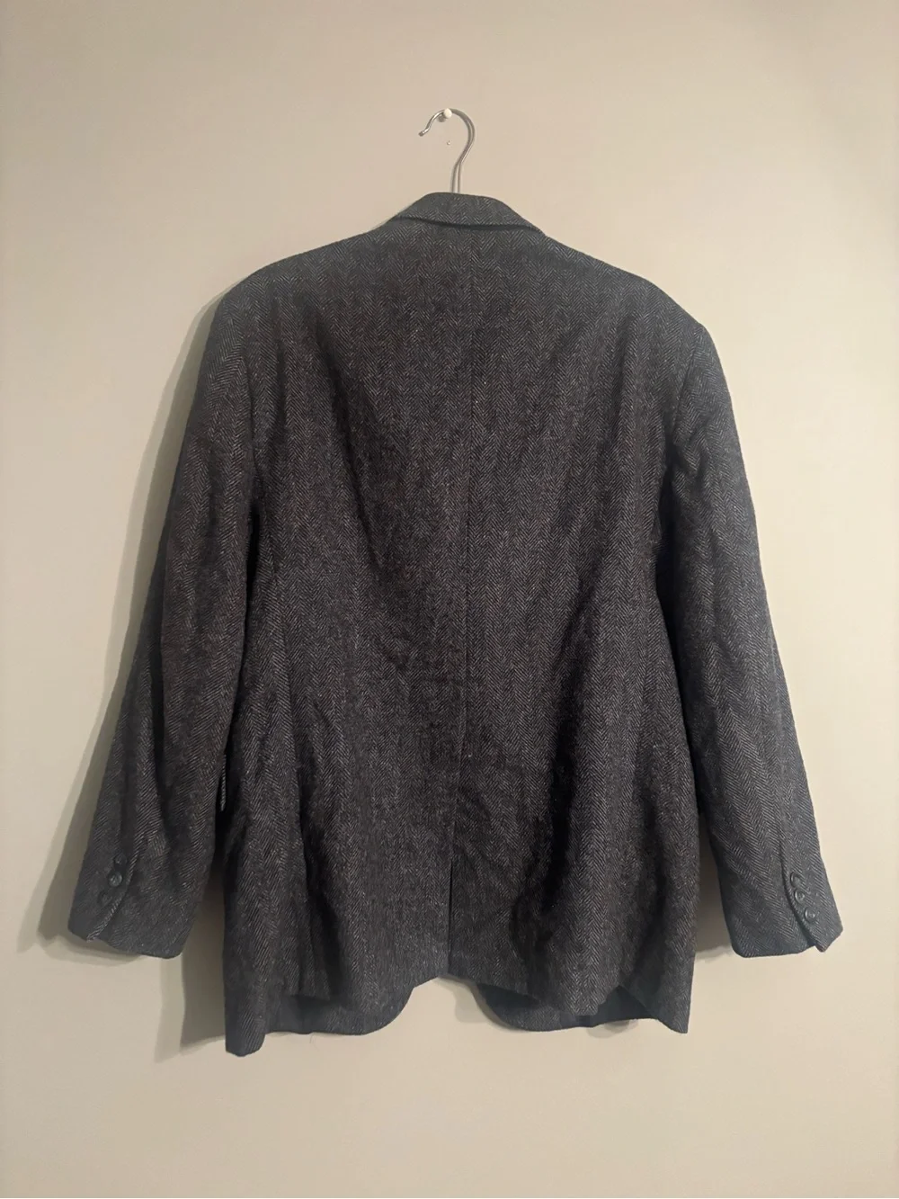 Men's Gray Herringbone Sport Coat - Tailored Single-Button Blazer
